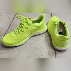 New Lululemon Chargefeel low shoes